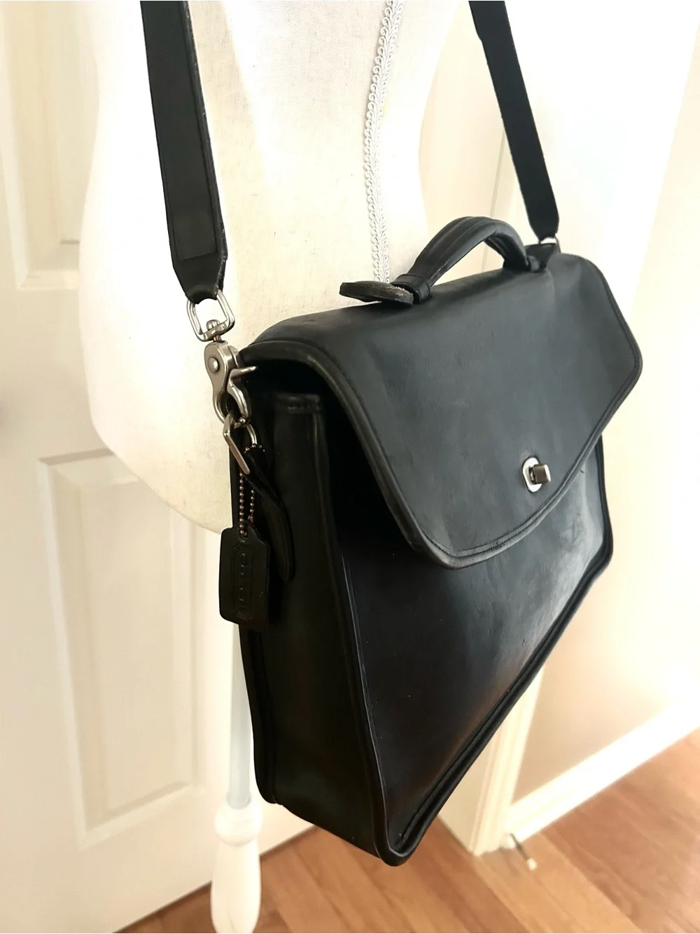 Classic Coach Black Leather Briefcase with Removable Strap EC
